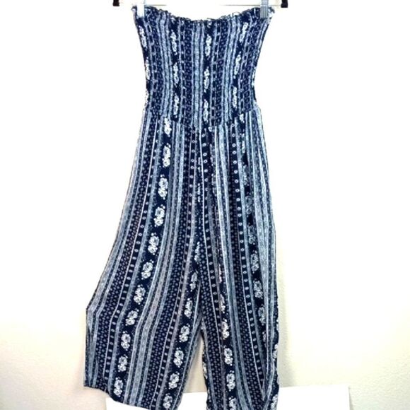Women's Navy Blue and White Boho Floral  Striped Sleeveless Jumpsuit Sz L - Picture 1 of 9